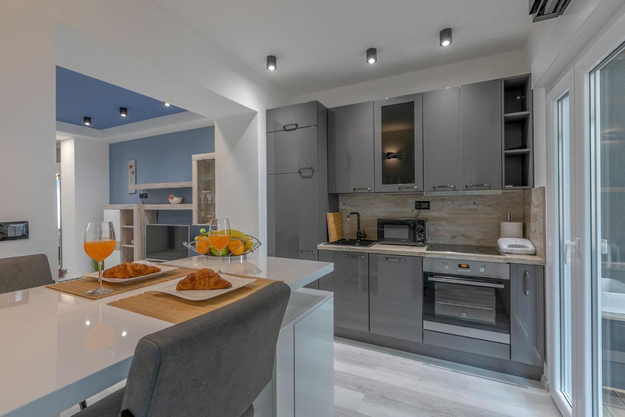 Arena Blue Dream - Modern Apartment With Terrace Πούλα Εξωτερικό φωτογραφία